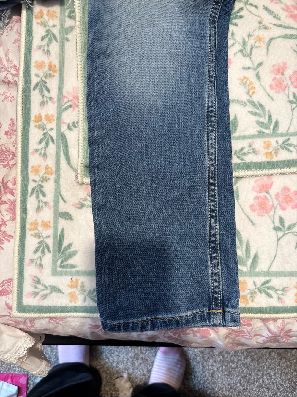 Cat & Jack Skinny Stretch Jeans in Medium Blue Wash - Picture 6 of 6